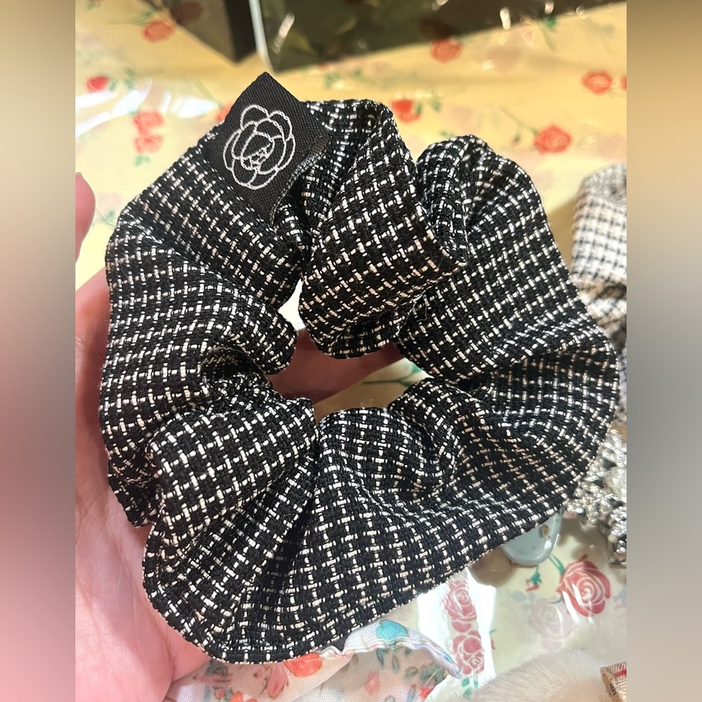 New Camellia Black and White Checkered Scrunchie